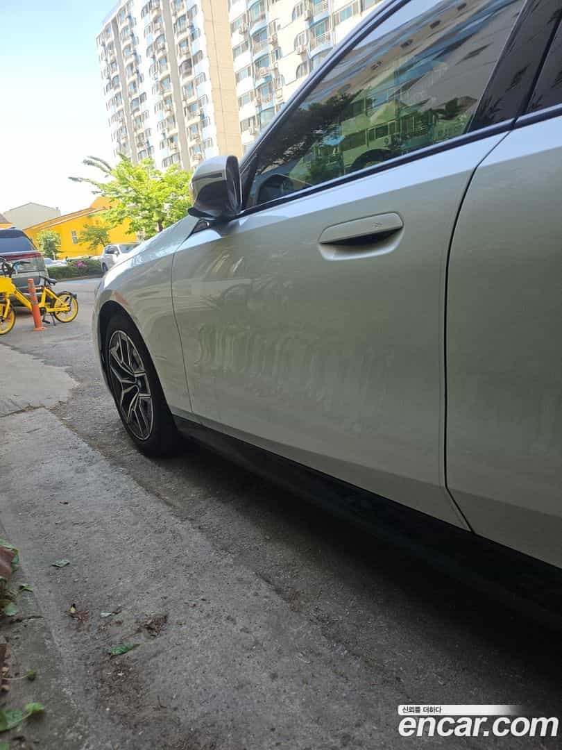 5-Series BMW 2025.10-OPTION-017