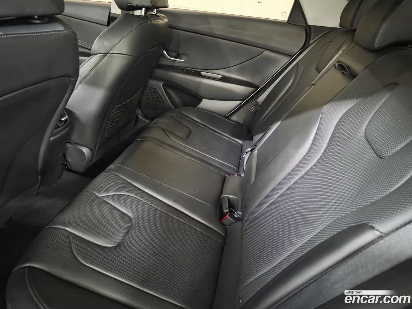 AVANTE Hyundai 2022.7-INNER-010