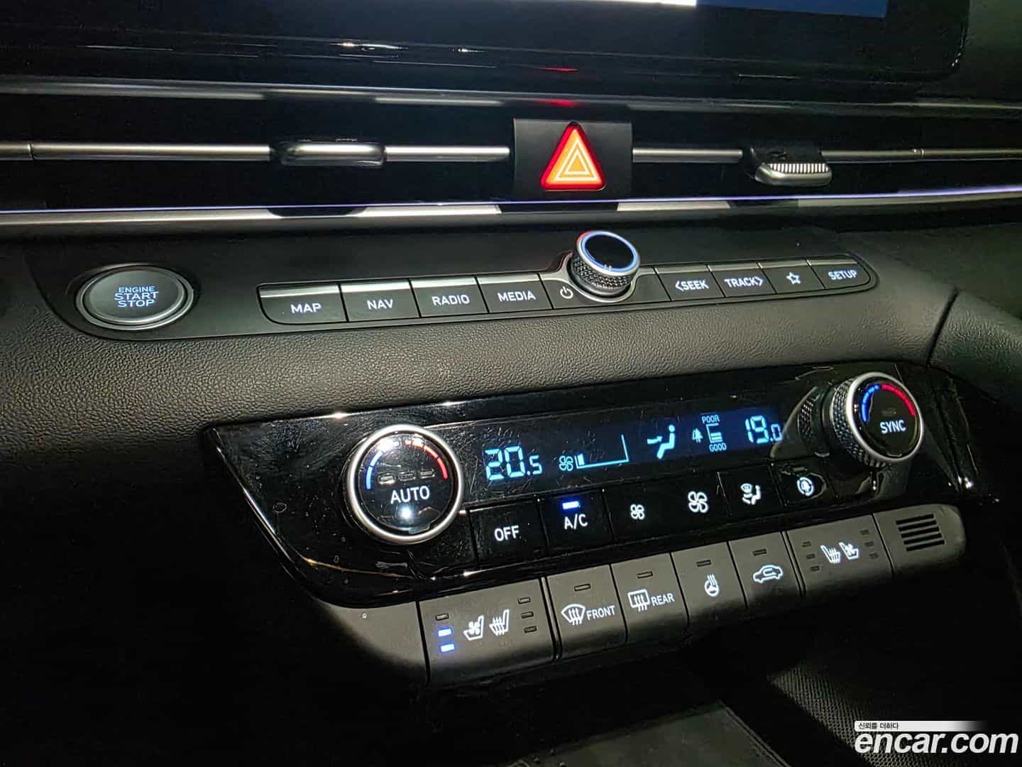 AVANTE Hyundai 2022.7-OPTION-017