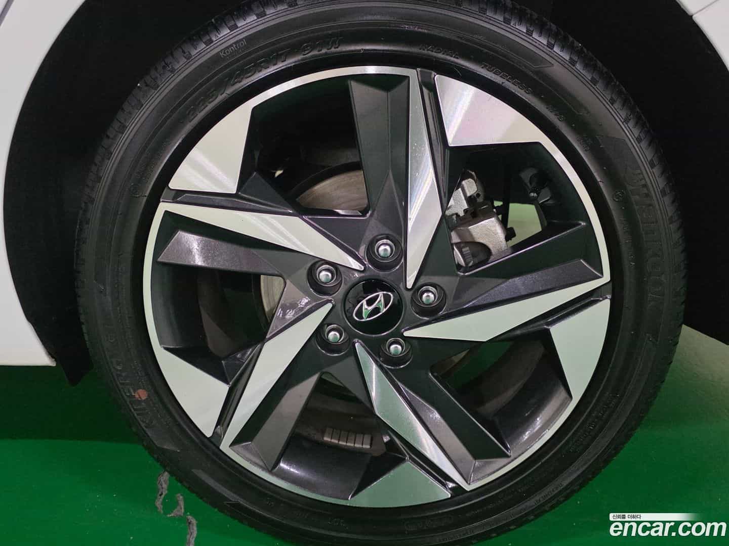 AVANTE Hyundai 2022.7-OPTION-020