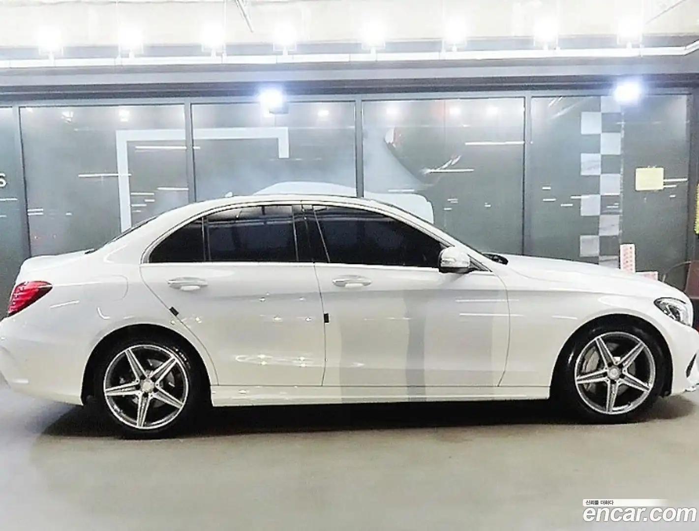 C-Class Mercedes-Benz 2015.0-OUTER-003