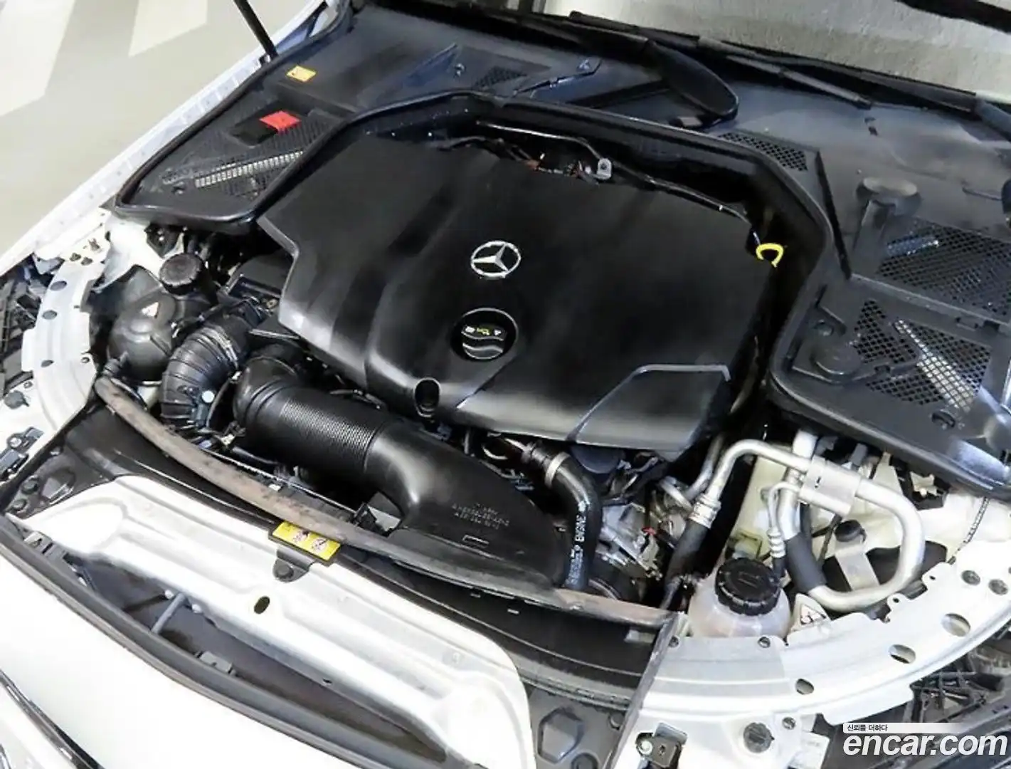 C-Class Mercedes-Benz 2015.0-OPTION-023