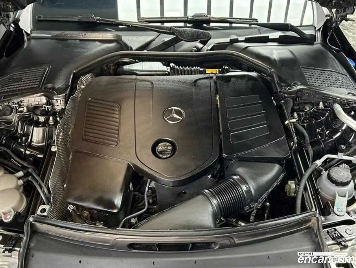 C-Class Mercedes-Benz 2024.1-OUTER-005