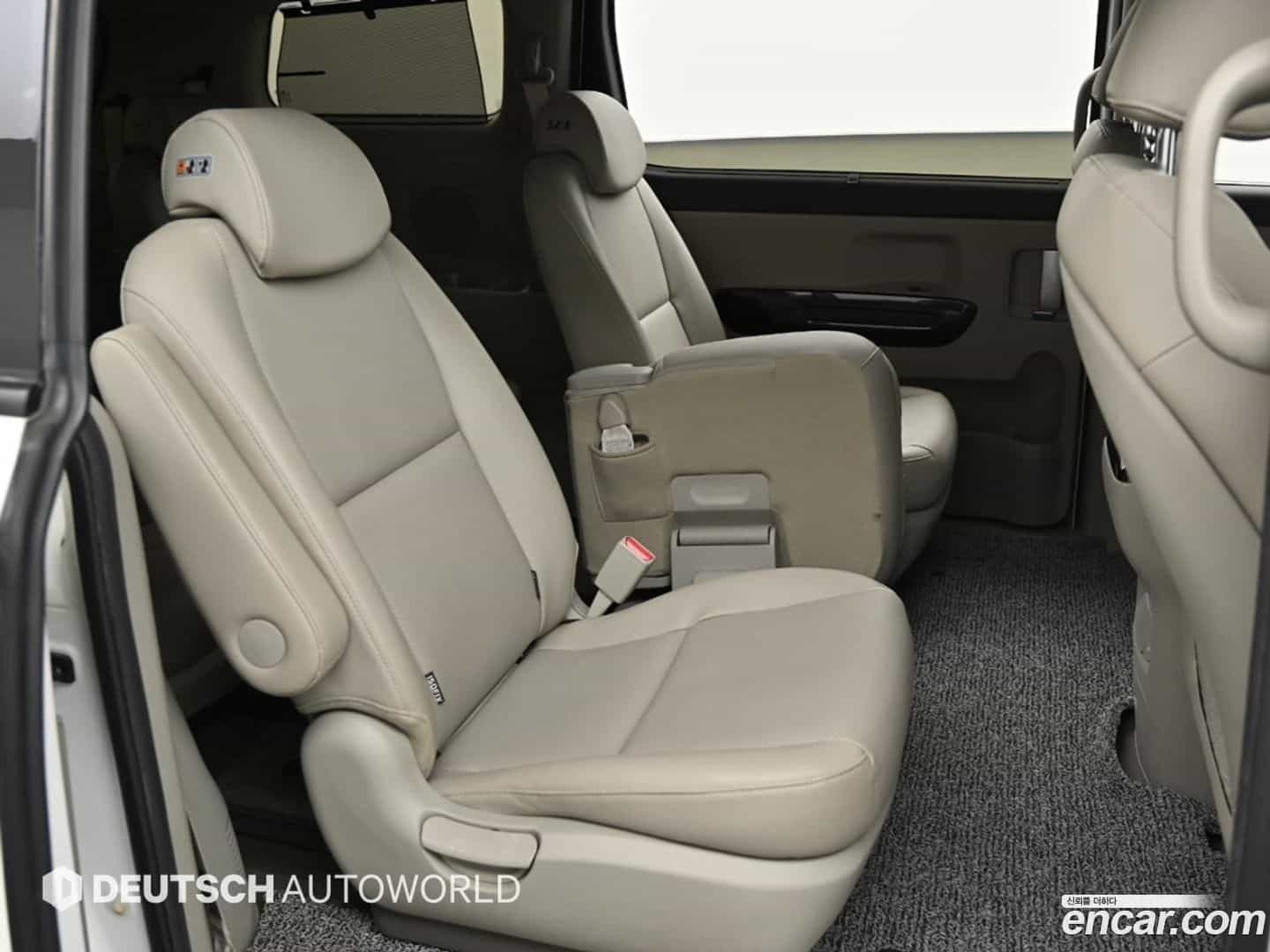 Canival Kia 2017.6-OPTION-016