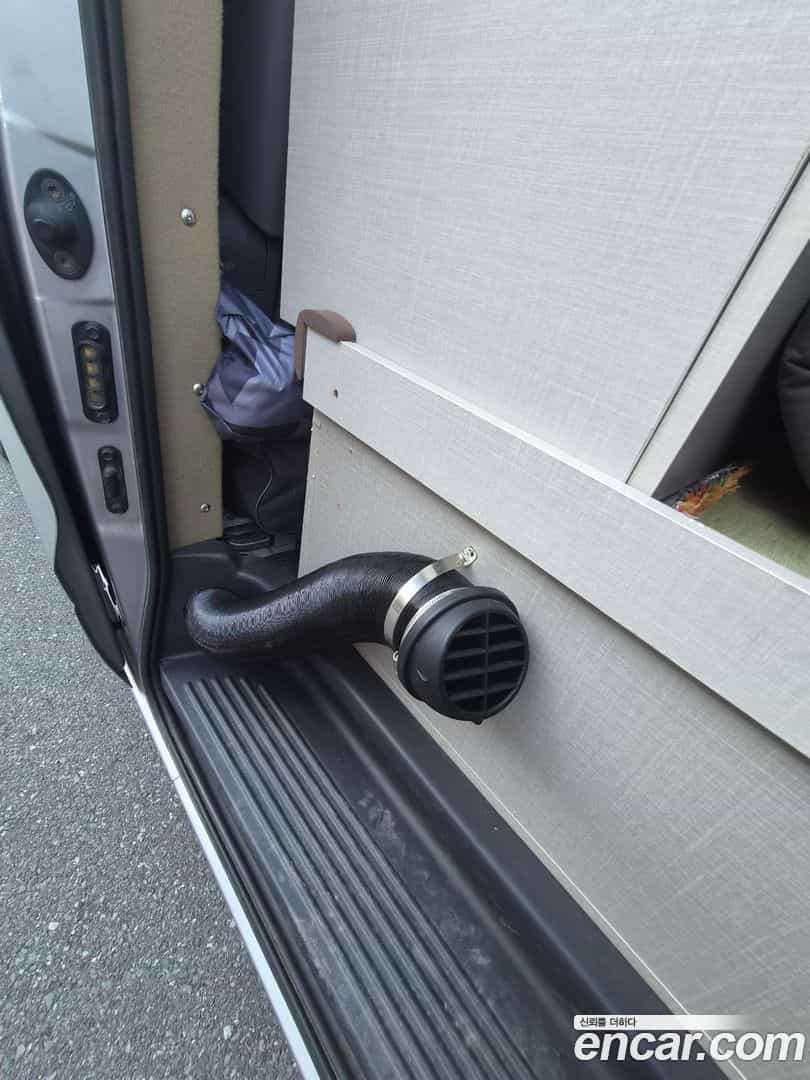 Starex Hyundai 2019.4-OPTION-017