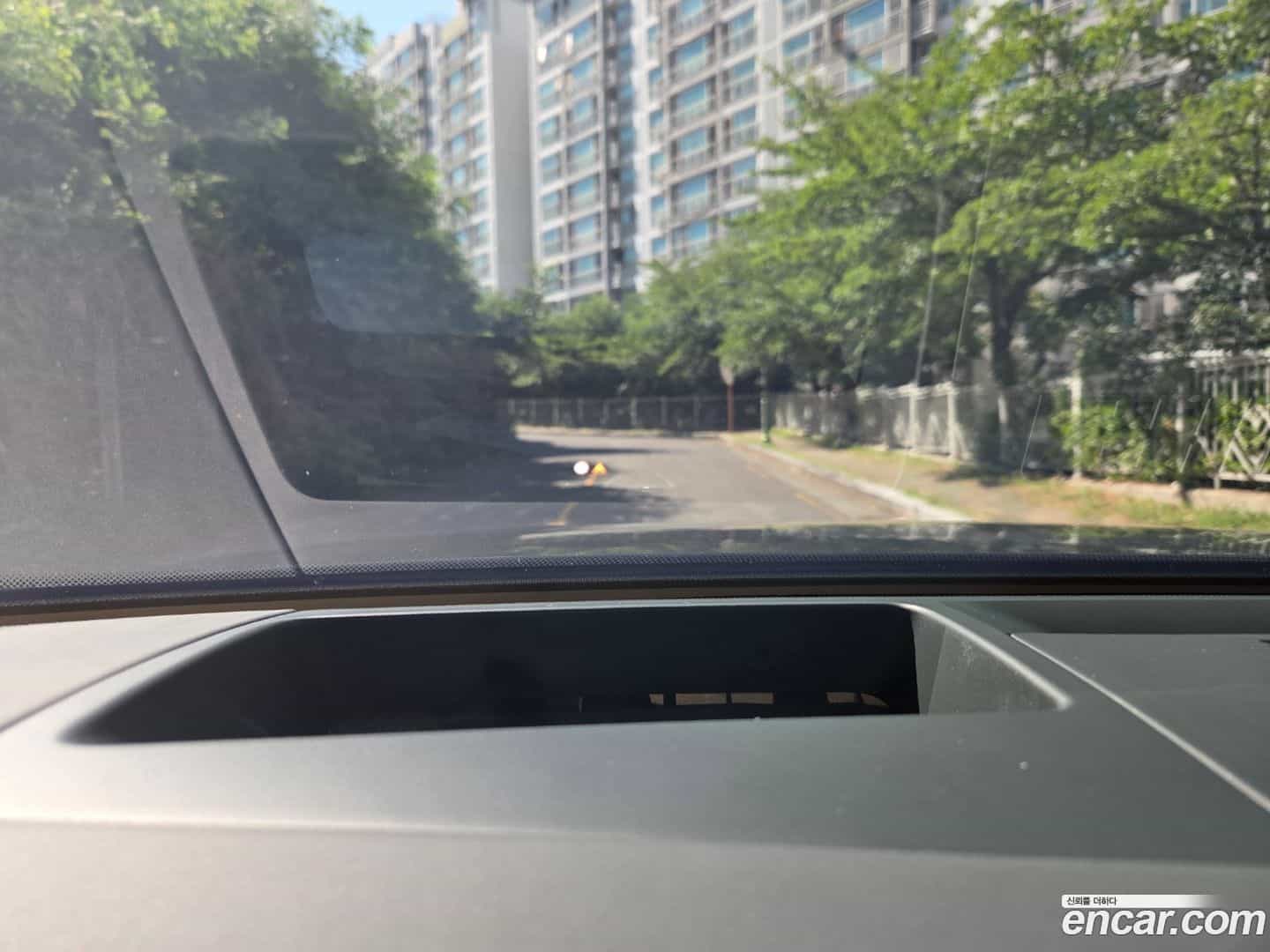 Grandeur Hyundai 2024.8-OPTION-019