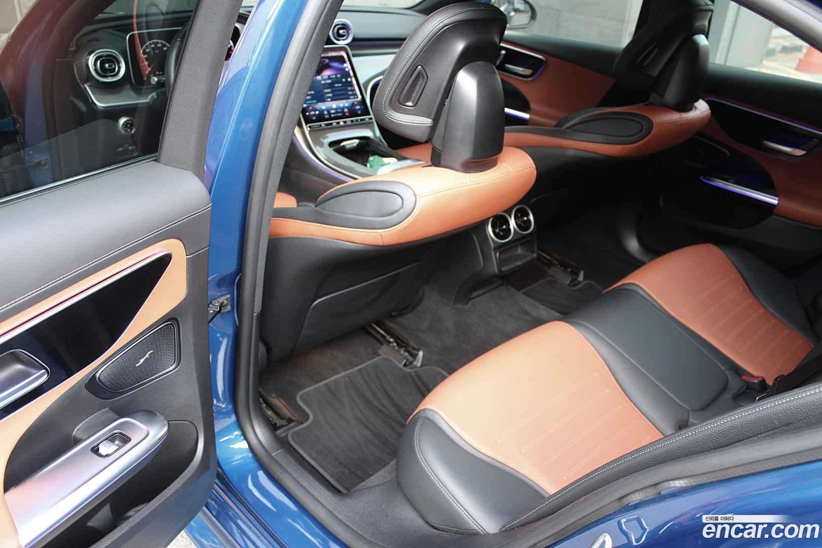 C-Class Mercedes-Benz 2022.5-OPTION-020