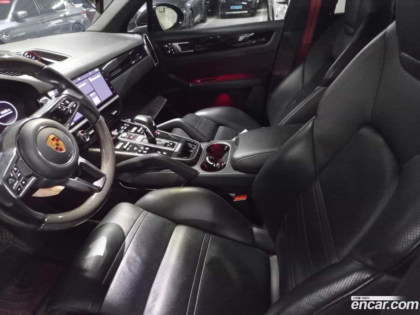 Cayenne Porsche 2019.1-INNER-010