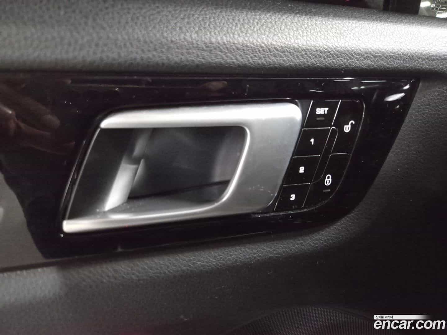 Cayenne Porsche 2019.1-OPTION-015