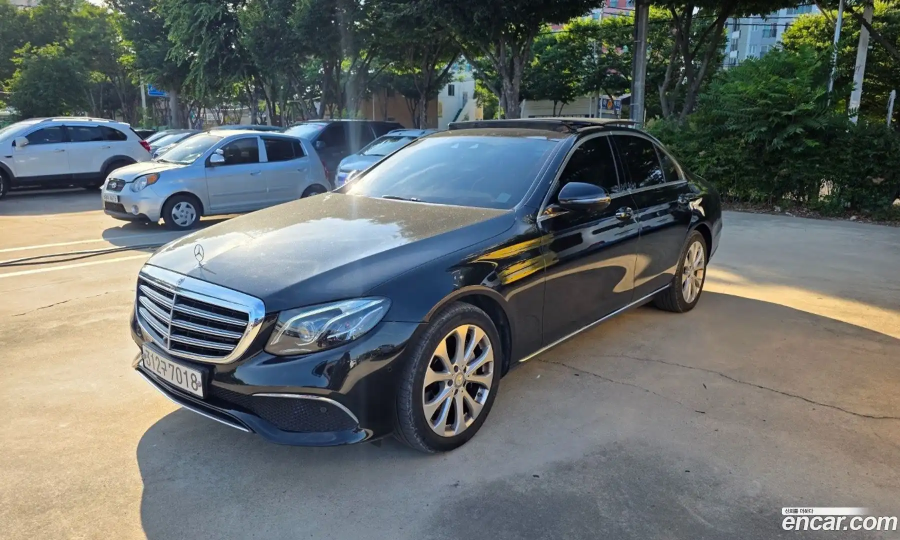 E-Class Mercedes-Benz 2017.1-OUTER-002