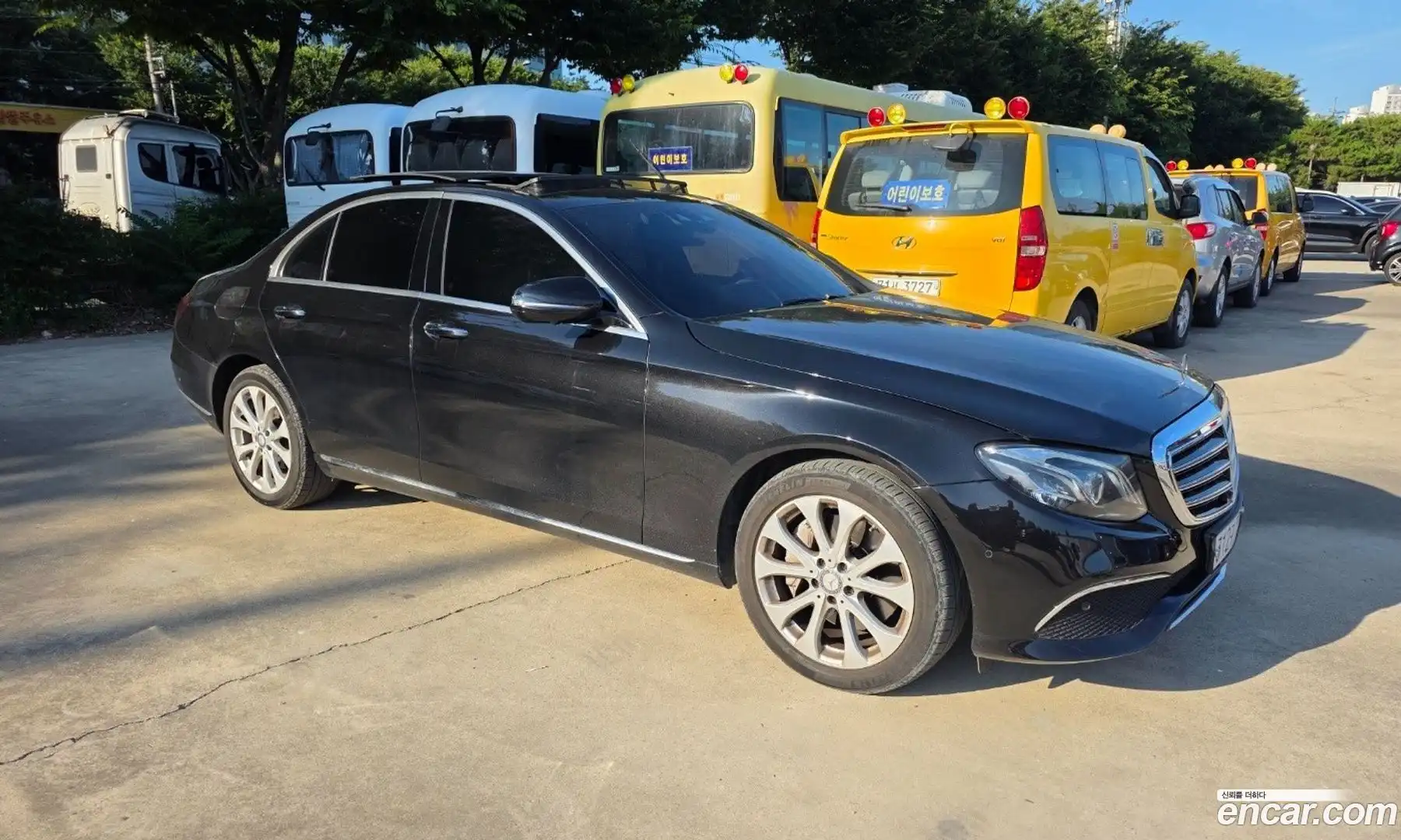 E-Class Mercedes-Benz 2017.1-OUTER-003