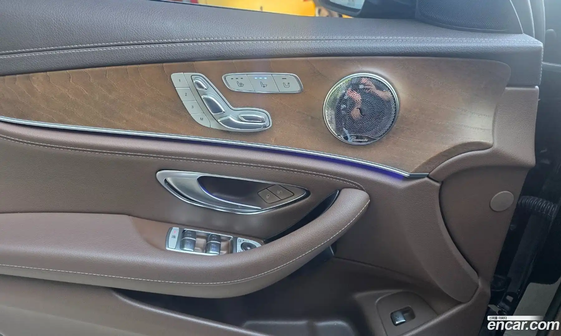 E-Class Mercedes-Benz 2017.1-INNER-010