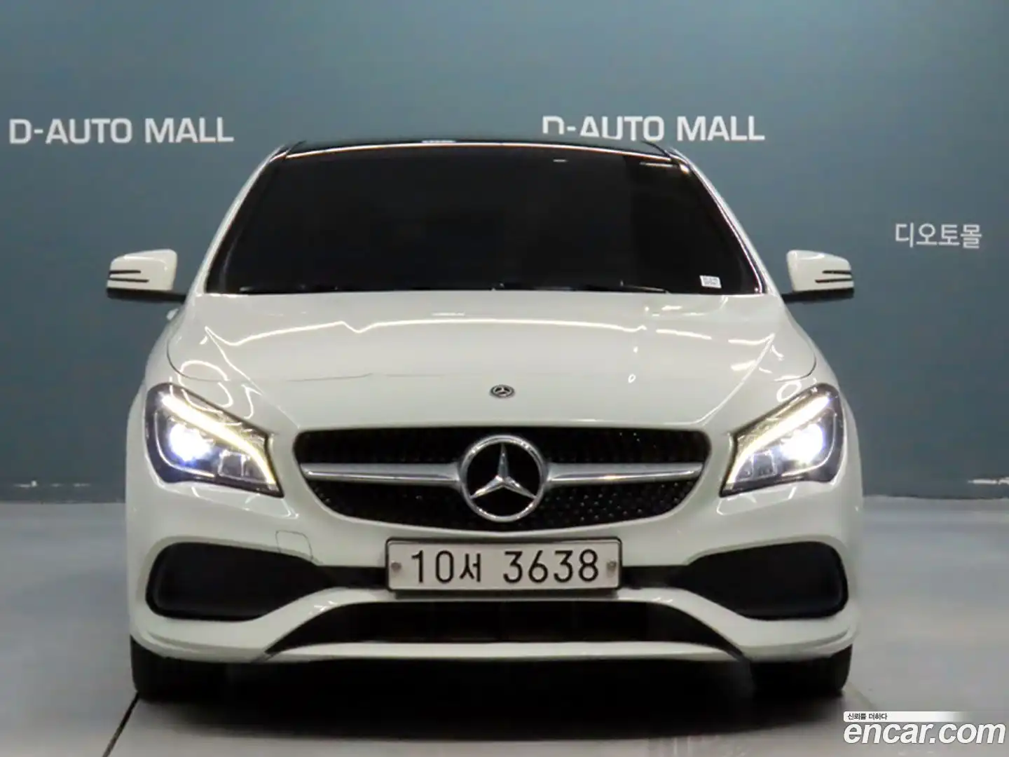 CLA-Class Mercedes-Benz 2018.0-OUTER-003