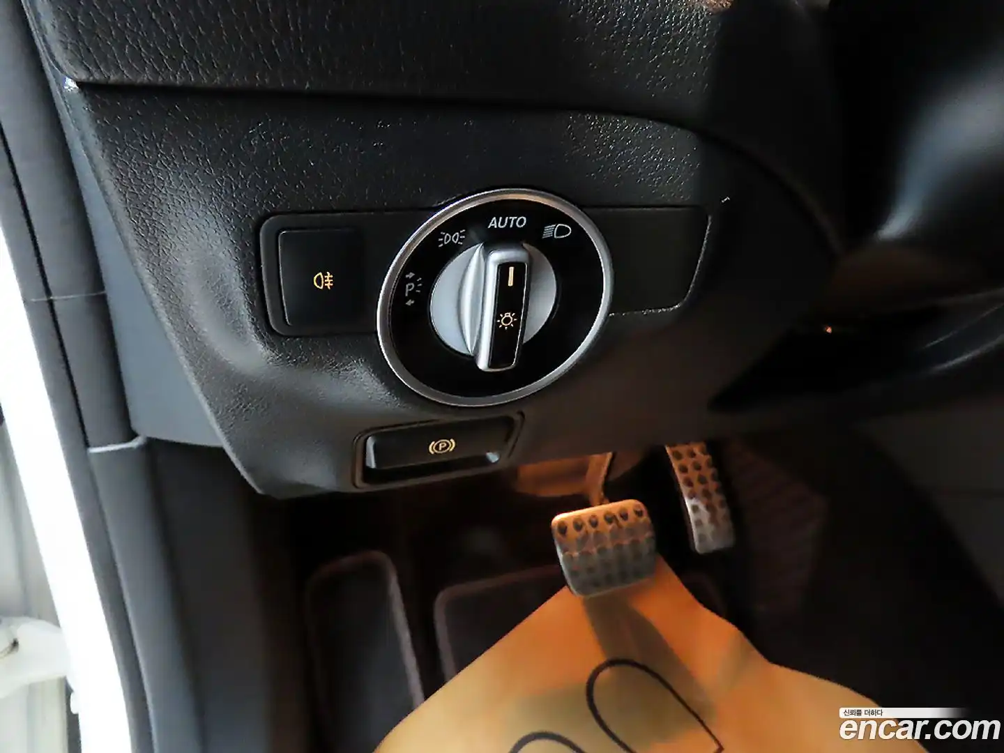 CLA-Class Mercedes-Benz 2018.0-OPTION-019