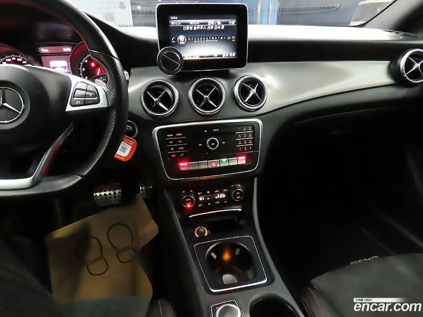 CLA-Class Mercedes-Benz 2018.0-OPTION-022