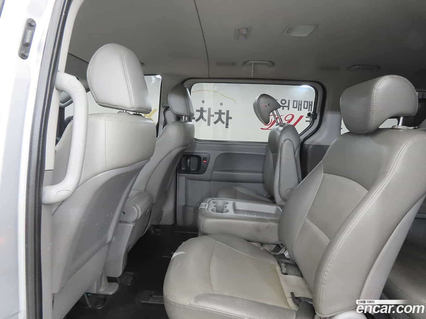 Starex Hyundai 2018.0-OUTER-006