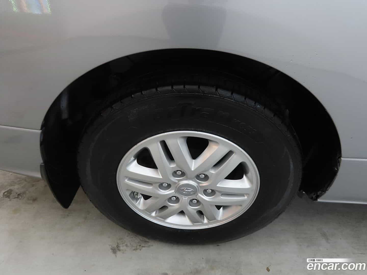Starex Hyundai 2018.0-OPTION-024