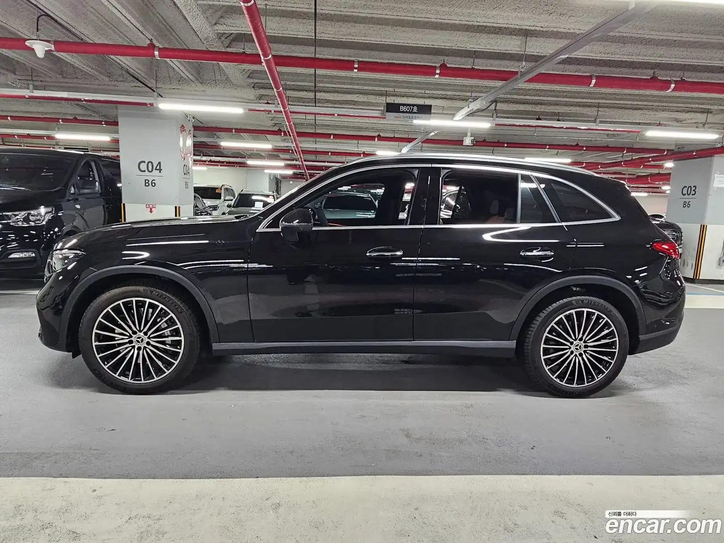 GLC-Class Mercedes-Benz 2026.2-OPTION-024