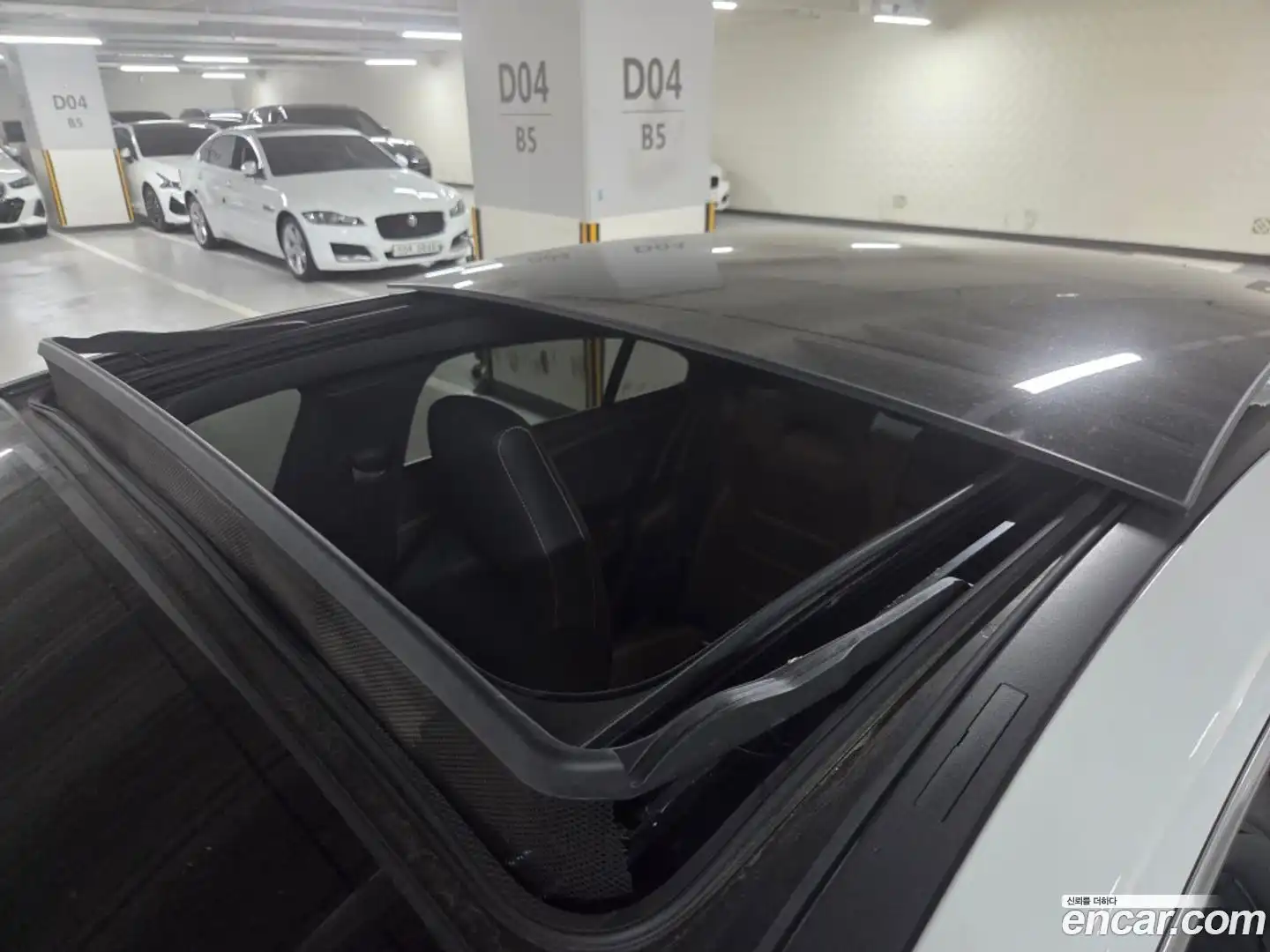 CLA-Class Mercedes-Benz 2023.3-OPTION-018