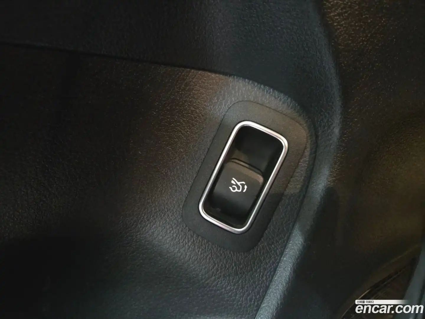 CLA-Class Mercedes-Benz 2023.3-OPTION-024