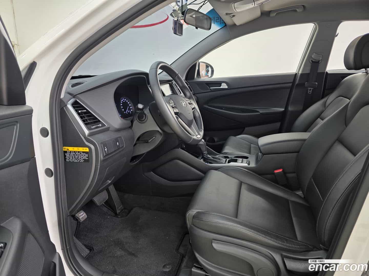 Tucson Hyundai 2016.6-OPTION-015