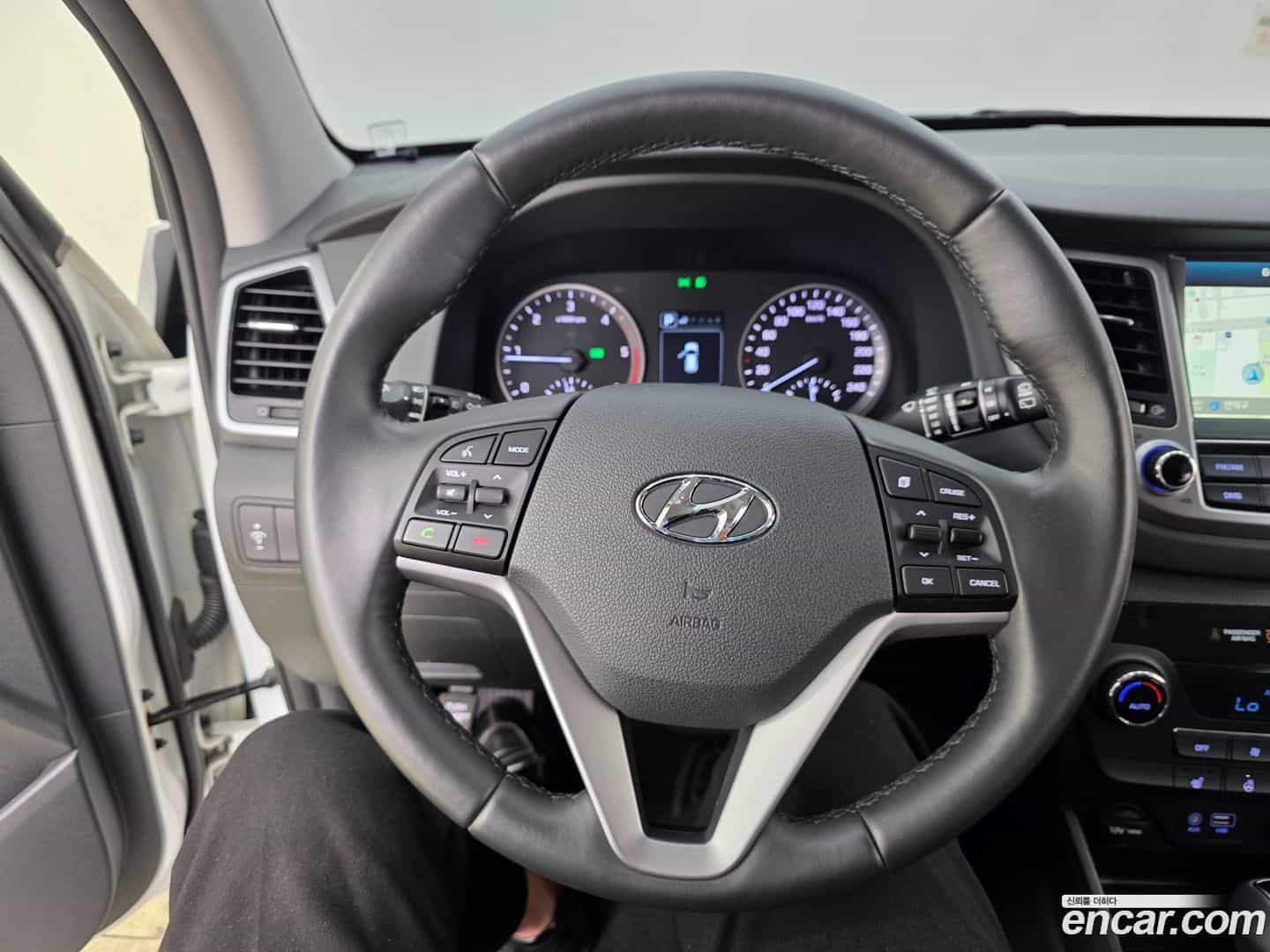 Tucson Hyundai 2016.6-OPTION-018