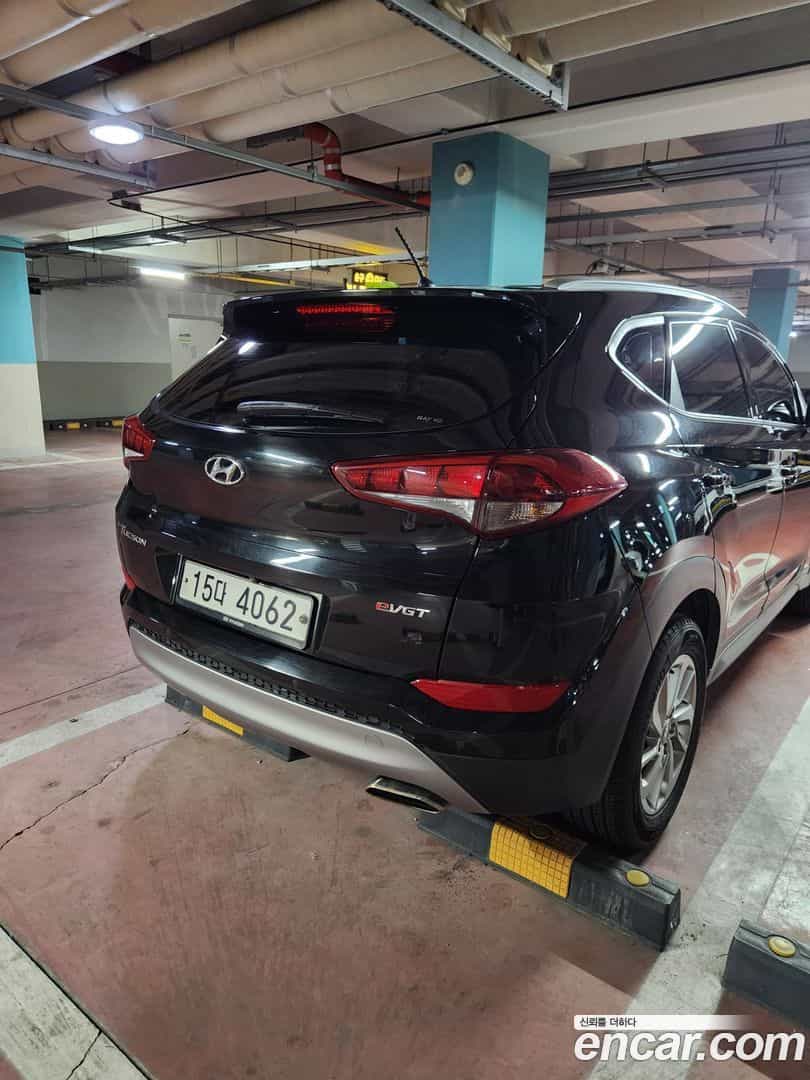 Tucson Hyundai 2017.0-OUTER-004