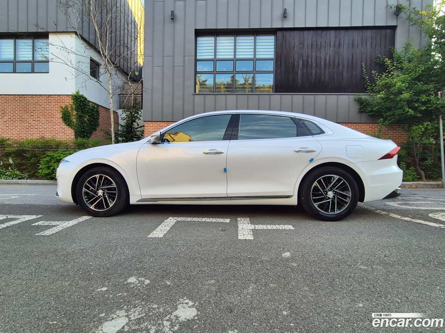 Grandeur Hyundai 2020.0-OUTER-003