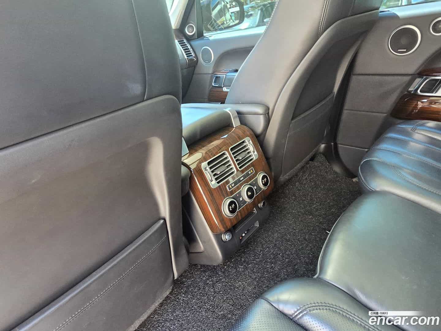 Range Rover Land Rover 2016.11-INNER-010