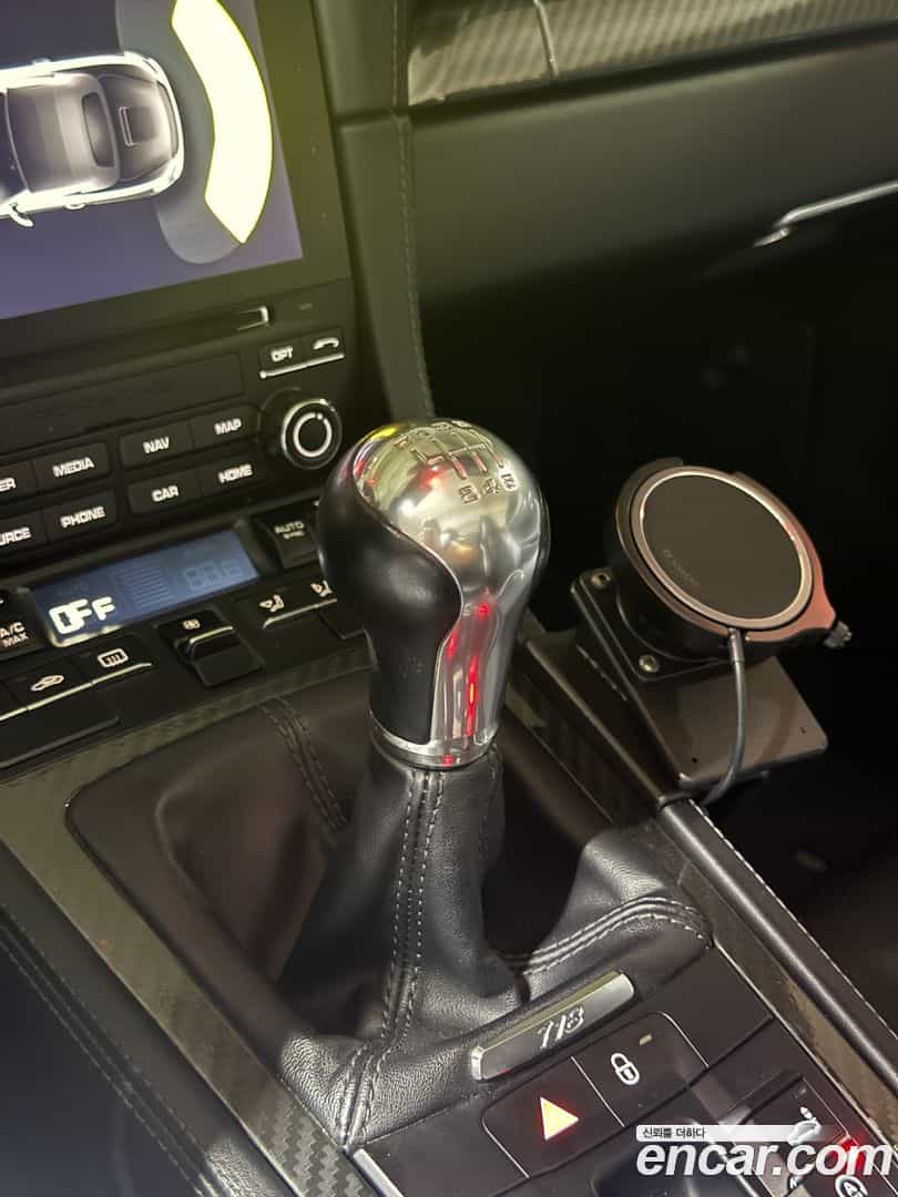 718 Porsche 2017.11-INNER-009