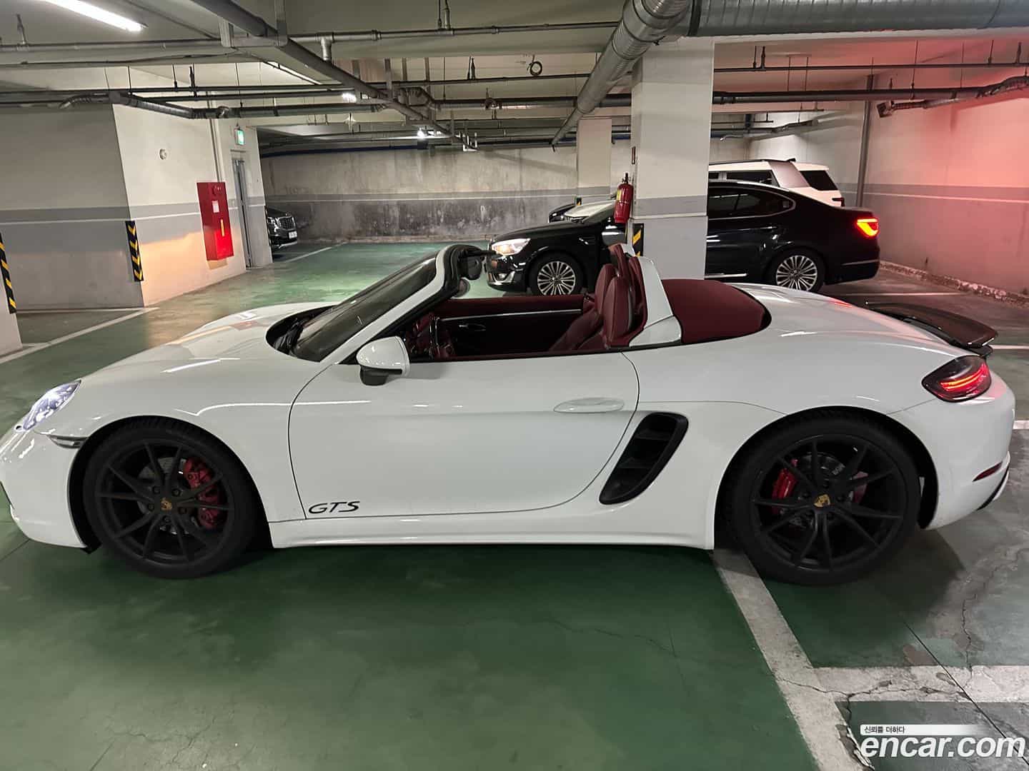 718 Porsche 2018.5-INNER-007