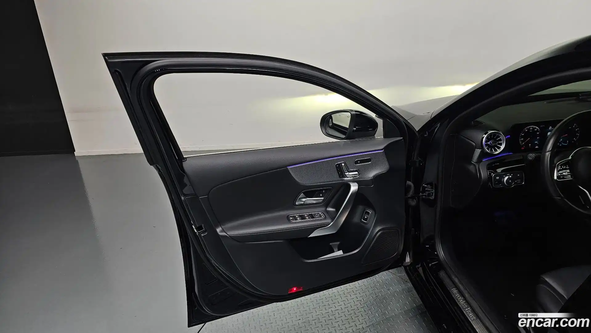 A-Class Mercedes-Benz 2022.11-INNER-034
