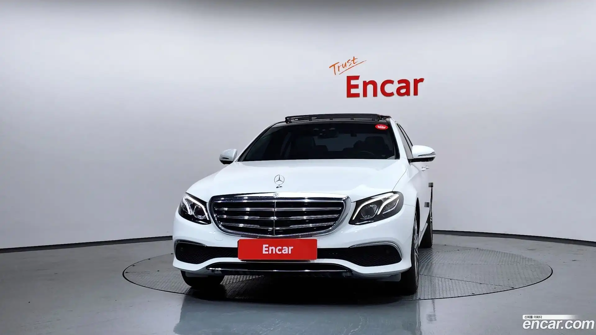 E-Class Mercedes-Benz 2018.3-OUTER-003