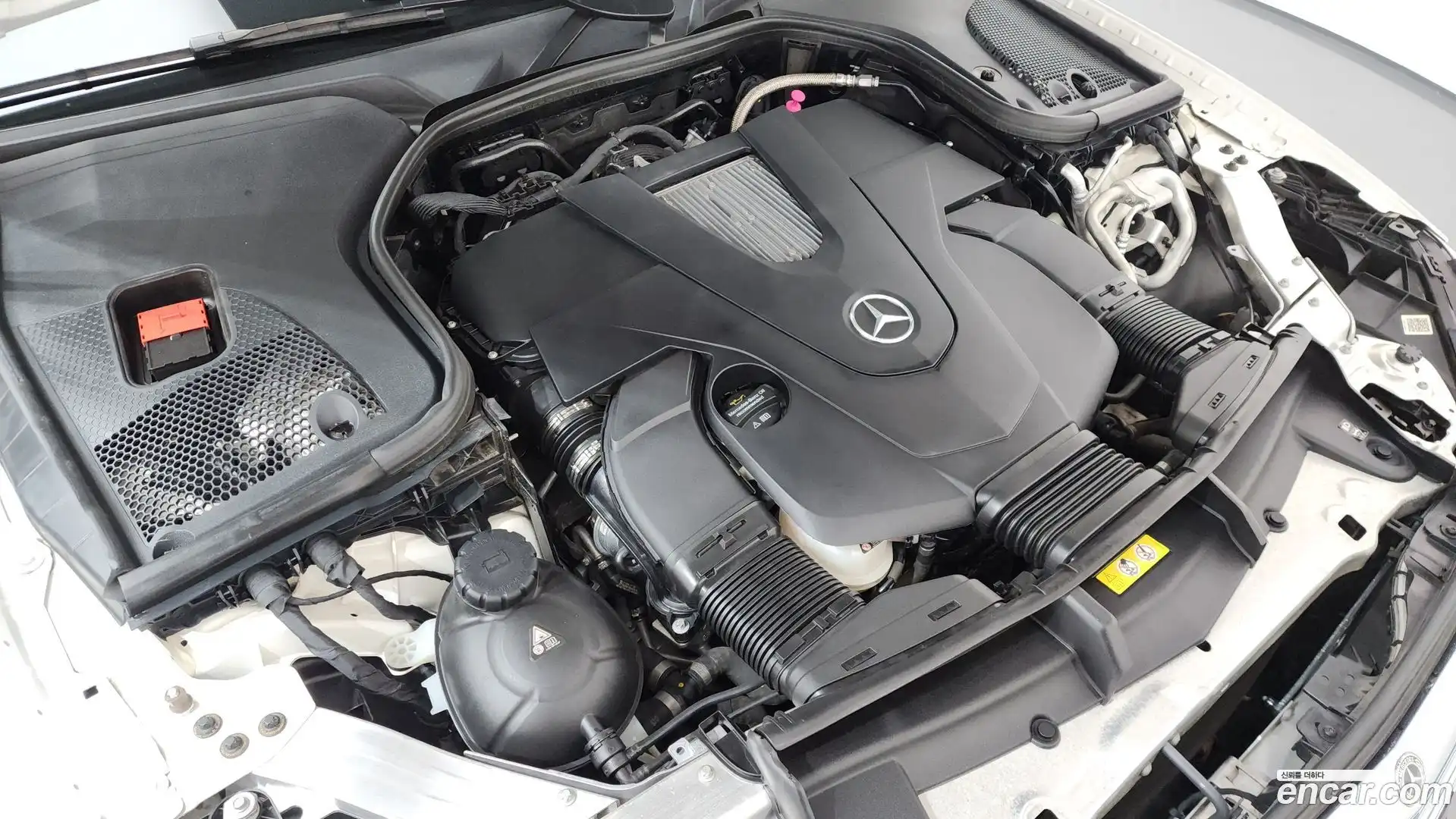 E-Class Mercedes-Benz 2018.3-OUTER-006