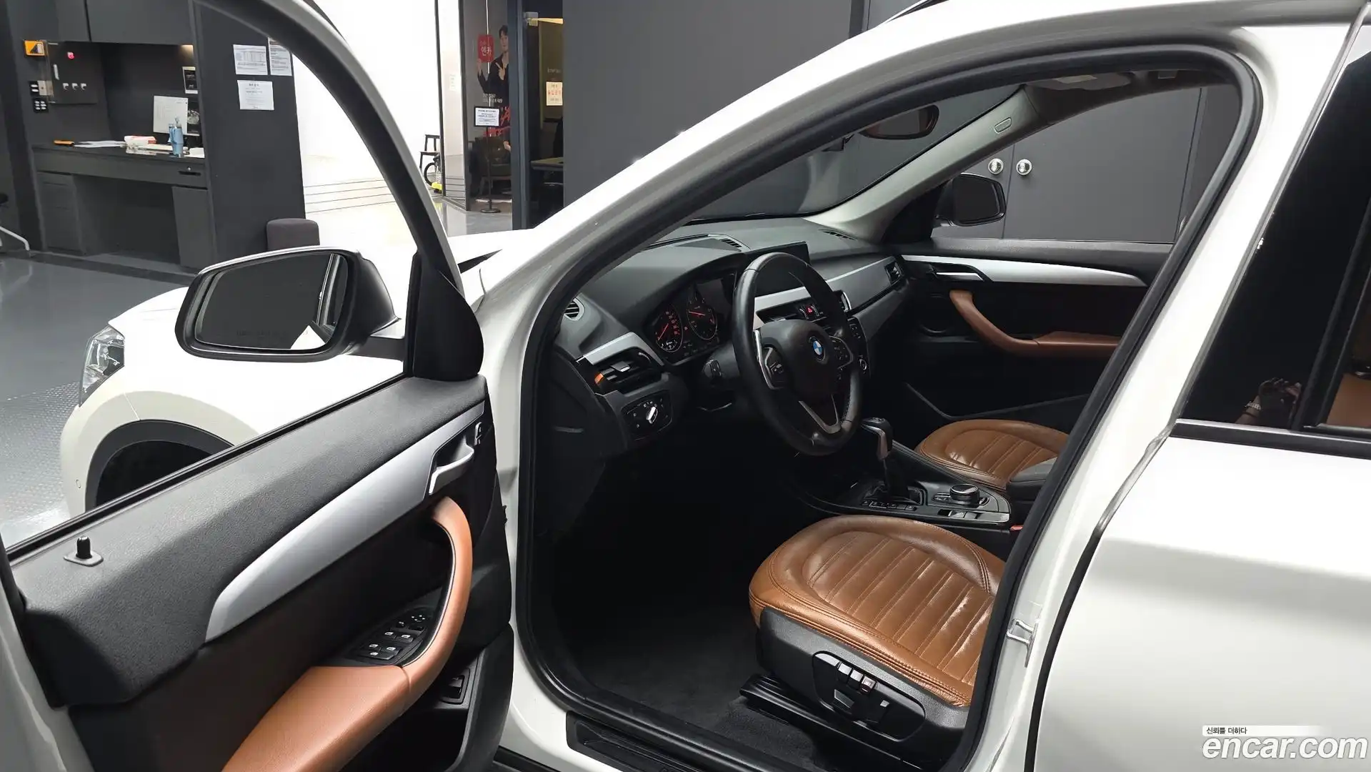 X1 BMW 2016.11-INNER-010