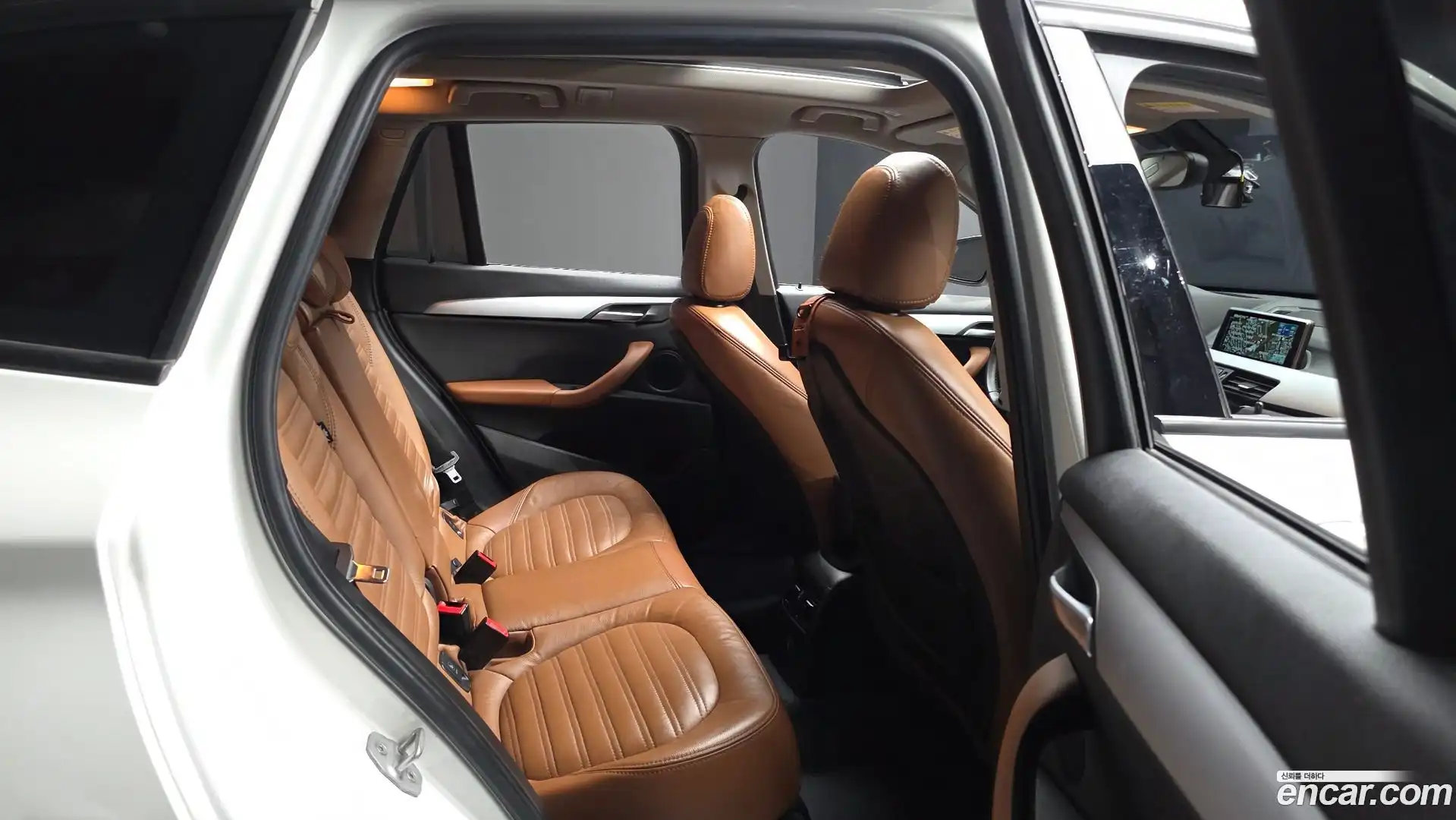 X1 BMW 2016.11-OPTION-016