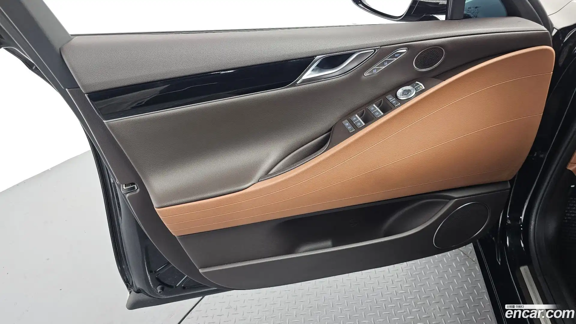 G80 Genesis 2022.4-INNER-034