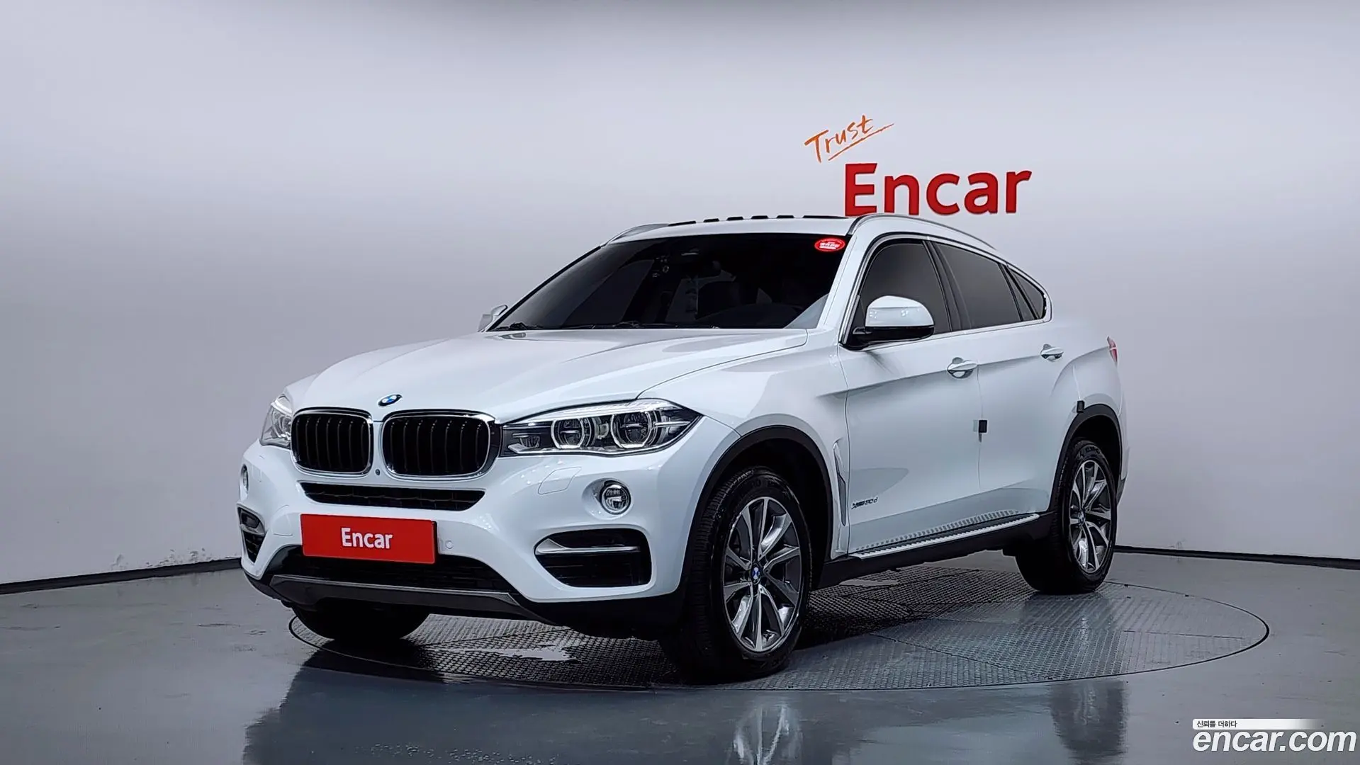 Main__Slider__Photo:X6 BMW 2015.10-0