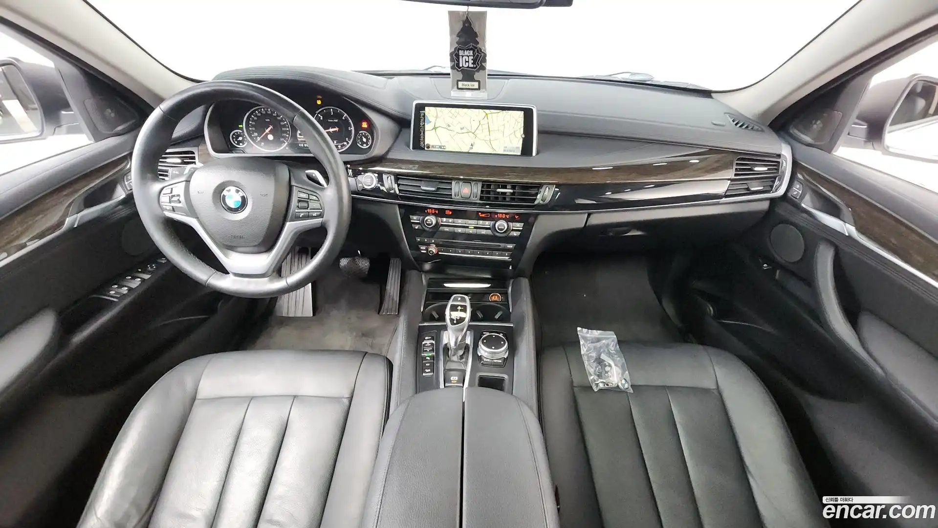 X6 BMW 2015.10-INNER-007