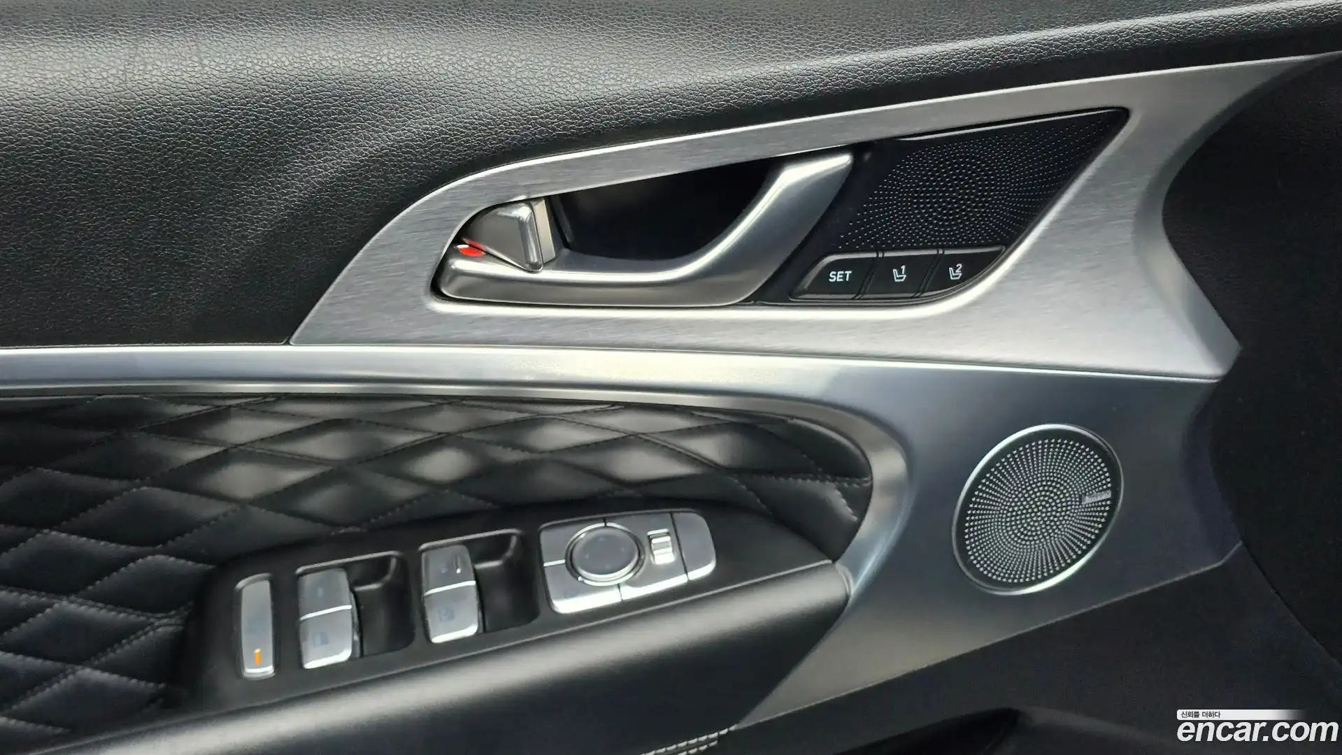G70 Genesis 2018.3-OPTION-023