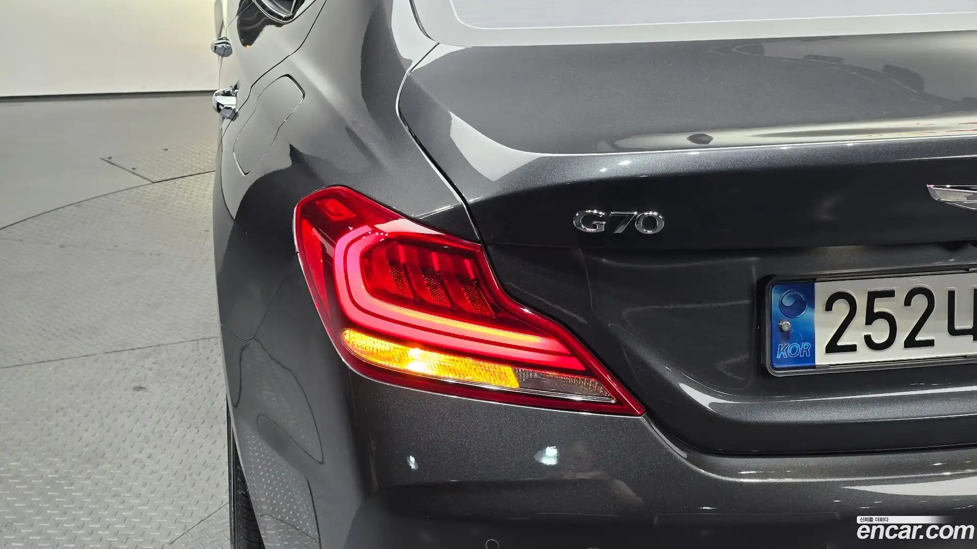 G70 Genesis 2018.3-OUTER-033