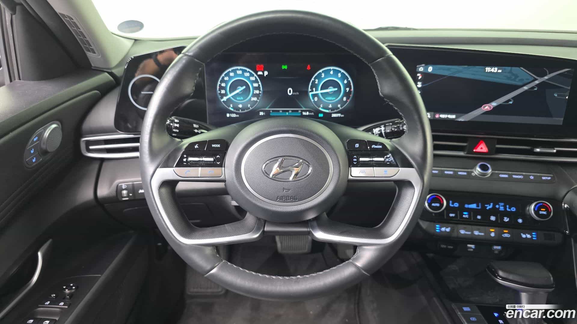 AVANTE Hyundai 2022.10-OPTION-018