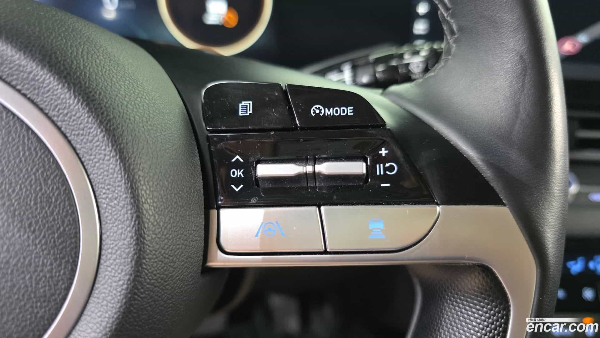 AVANTE Hyundai 2022.10-INNER-036