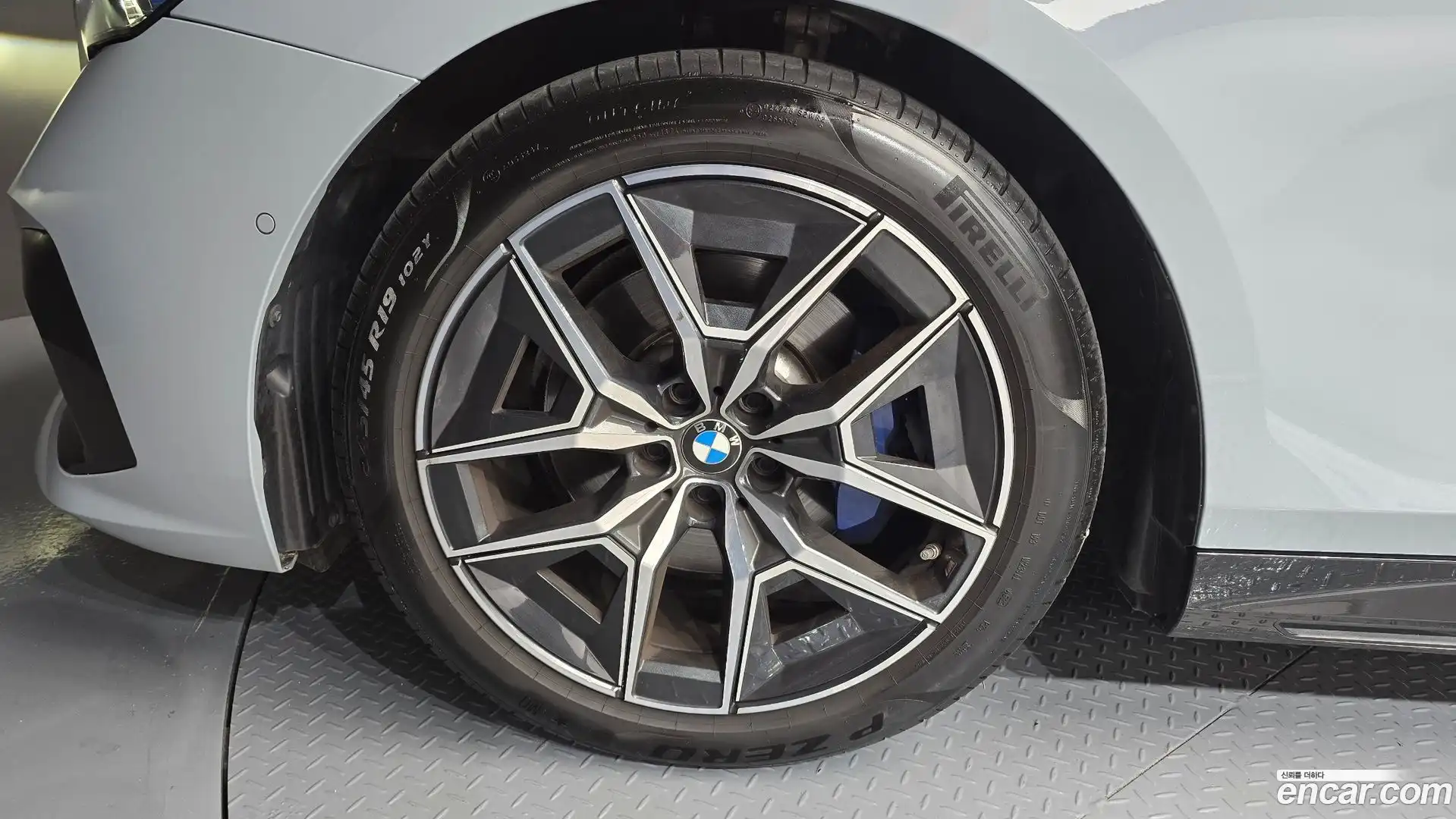 5-Series BMW 2024.7-OUTER-005