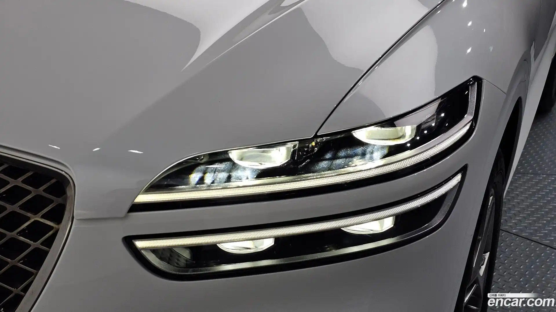 GV70 Genesis 2022.8-OUTER-032