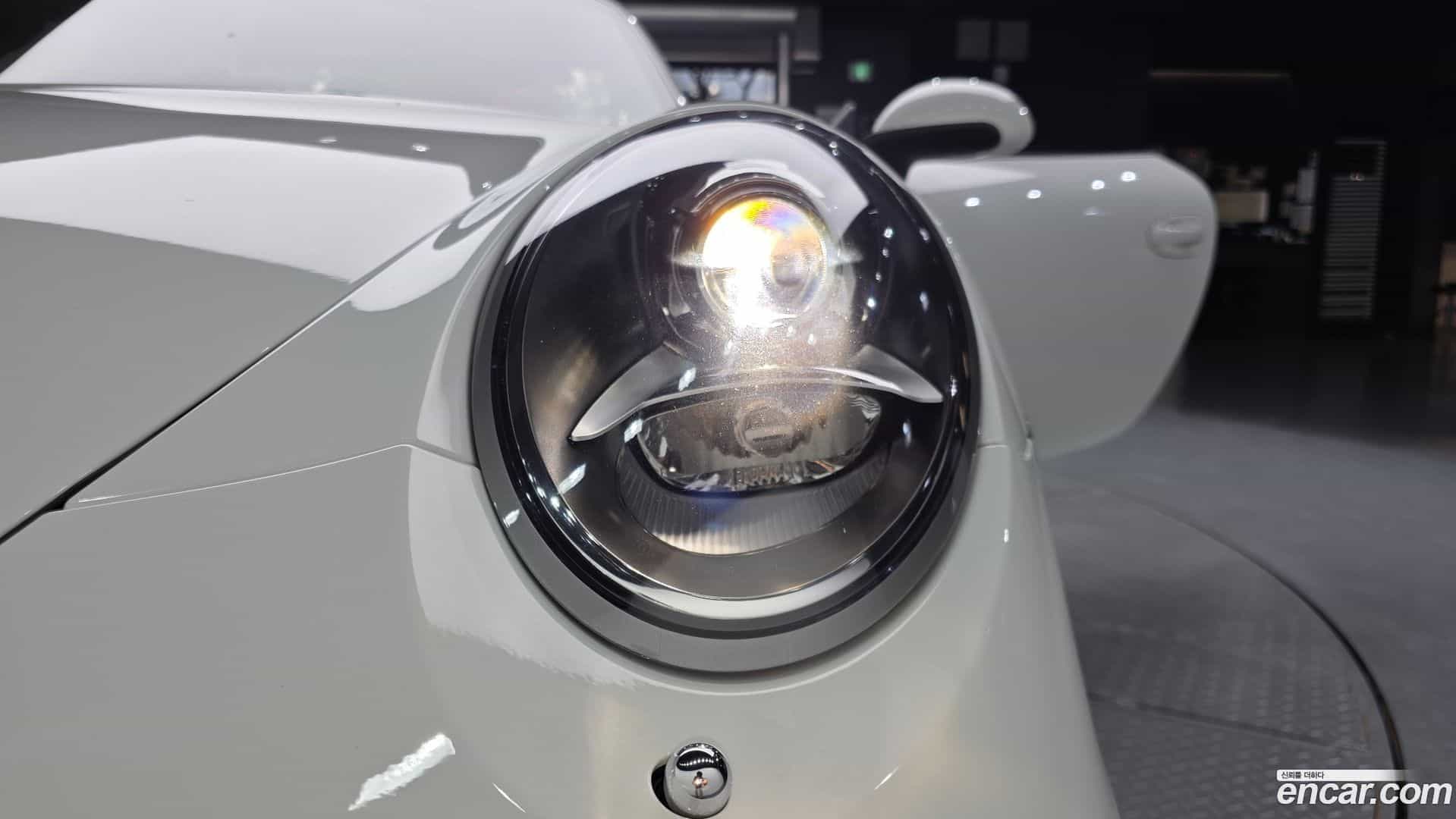 911 Porsche 2013.0-OUTER-032