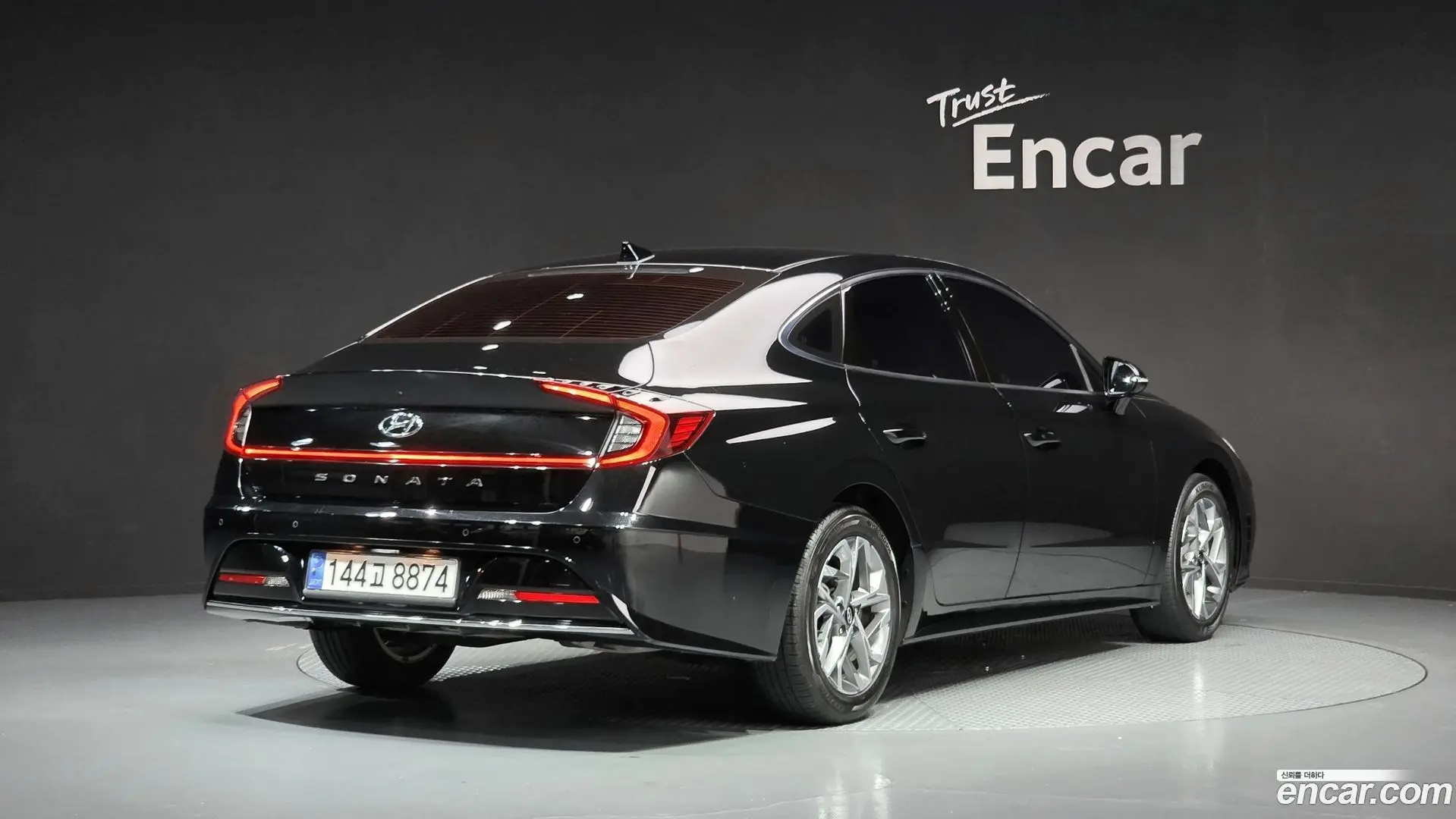 Main__Slider__Photo:Sonata Hyundai 2021.9-1