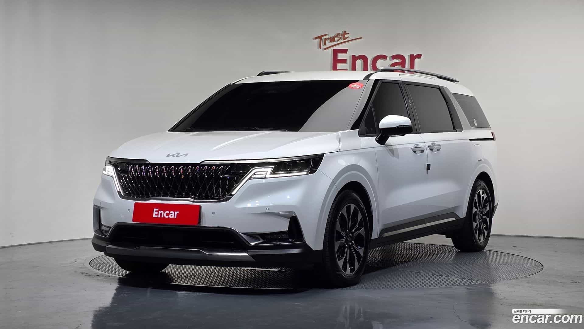 Canival Kia 2023.1-OUTER-001