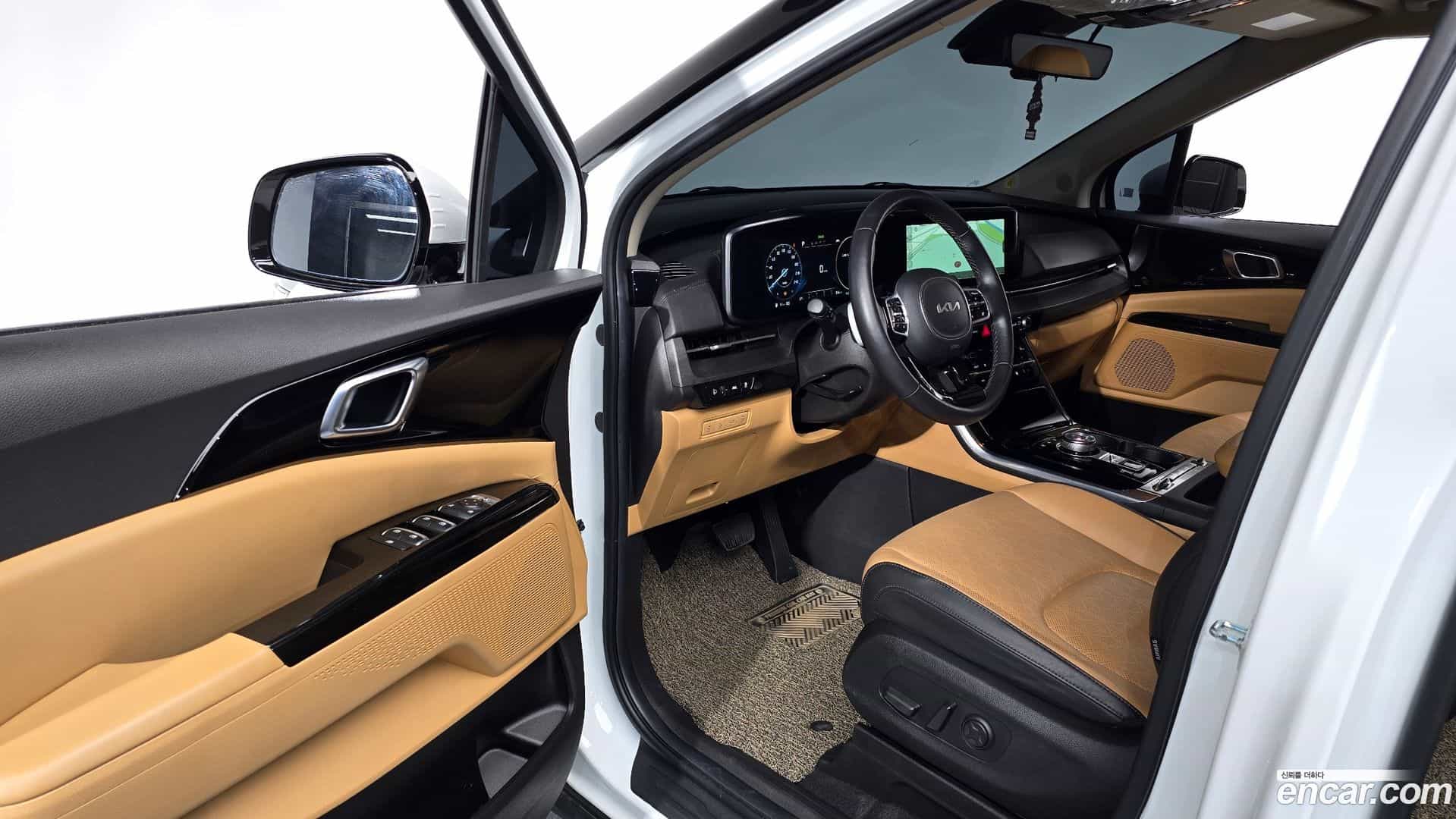 Canival Kia 2023.1-INNER-010
