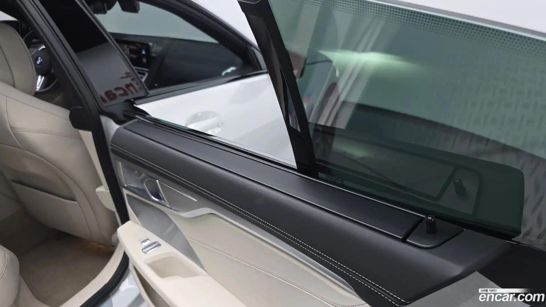 8-Series BMW 2025.3-OPTION-042